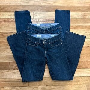 GAP 27/4 Jeans set LIKE NEW! Pair of Straight and boot cut dark wash